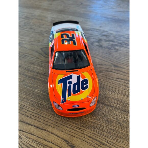 Hot Wheels Racing 2000 Scott Pruett #32 Tide NASCAR Diecast Car 1:24 Scale - Picture 2 of 12